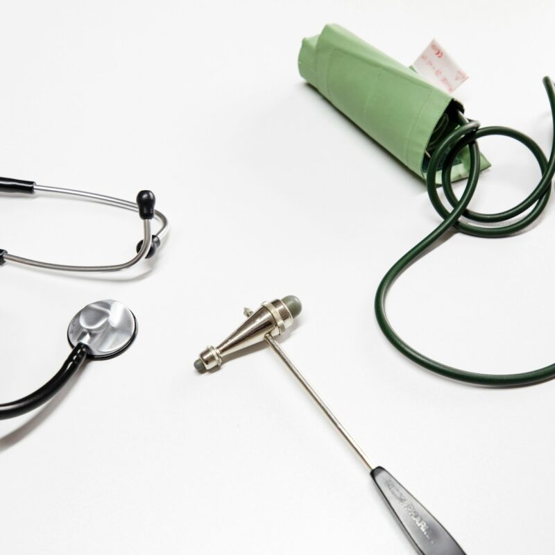 Integrative medicine approach to chronic pain relief at a Marin County wellness clinic