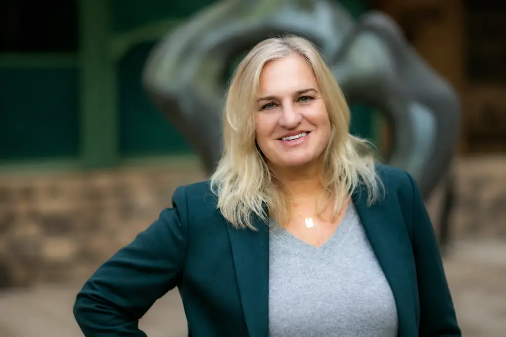 Dr. Sarah Scharf, DC
